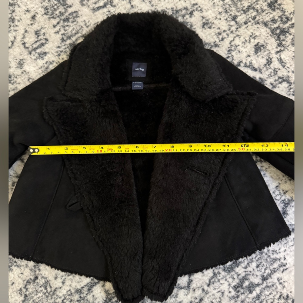 GAP Baby‎ faux sheepskin coat - Picture 10 of 14